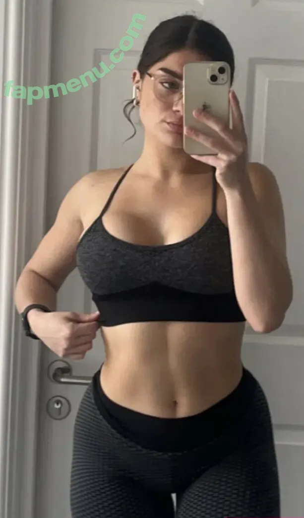 Cailin Mowbray nude photo #0051 (CailinMowbray / CoachedByCailin)