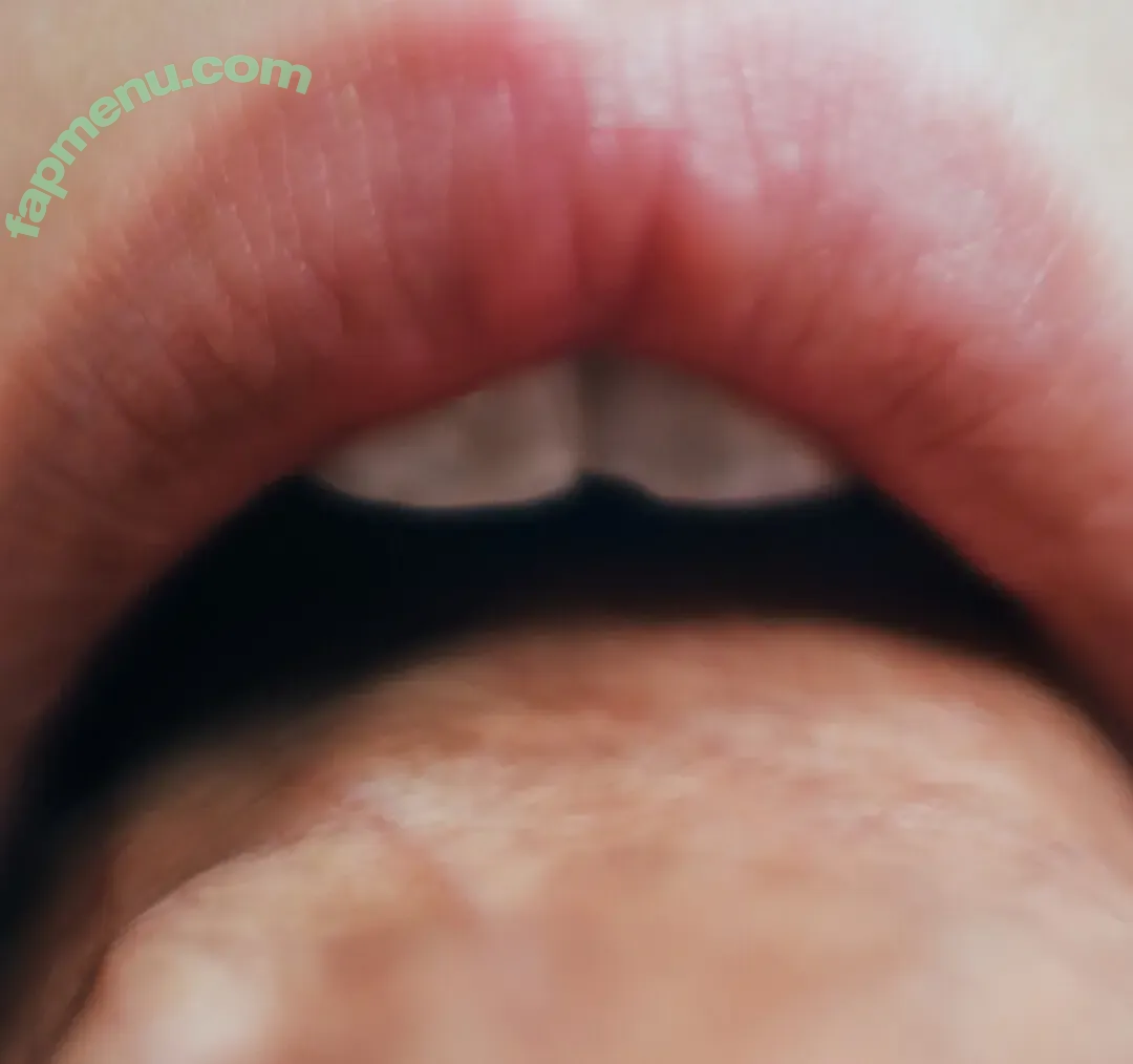 Cait Del Mar nude photo #1128 (caitblu / caitdelmar / cdm.darling)