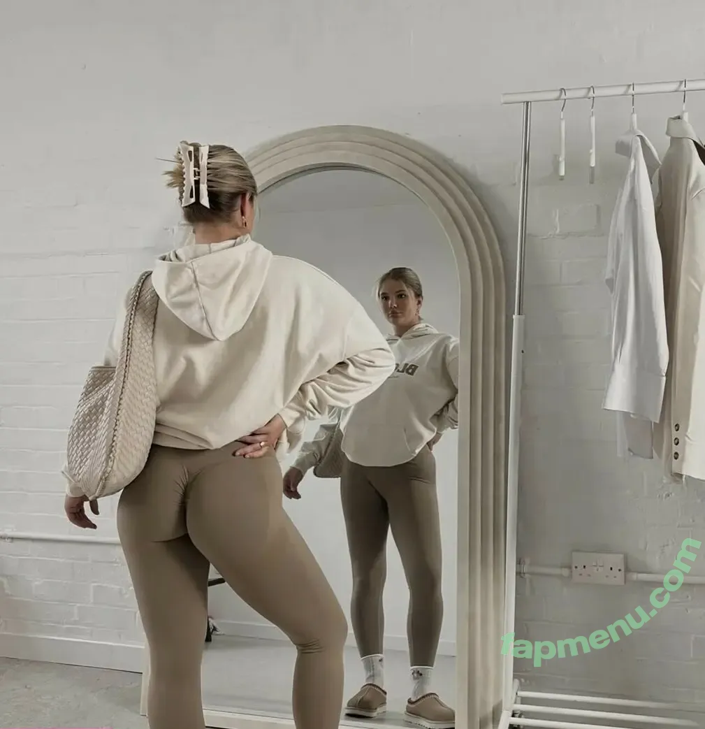 Cait Emily Mazza nude photo #0024 (caitlinnmazza)