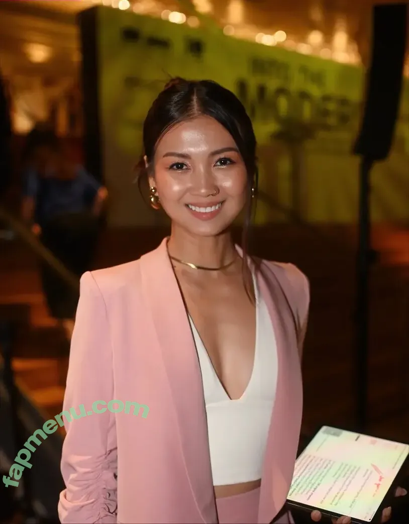 Caitanya Tan nude photo #0026 (caitofalltraits)