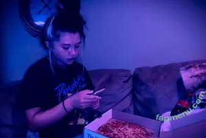 Caitibugzz / caitibugzz_ nude photo #0026