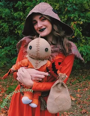 Caitlin Marie Reacts / She's Scared / the.caitlin.marie nude photo #0025