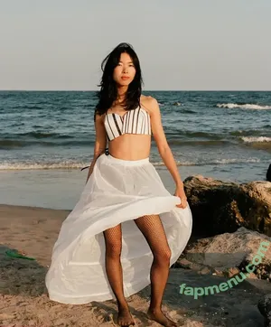 caitlyn.park / Moscot girl nude photo #0016