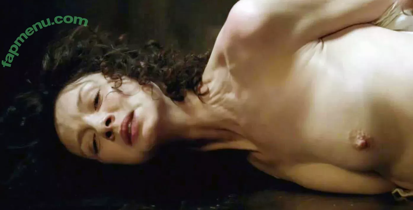 Caitriona Balfe nude photo #0023 (caitrionabalfe)