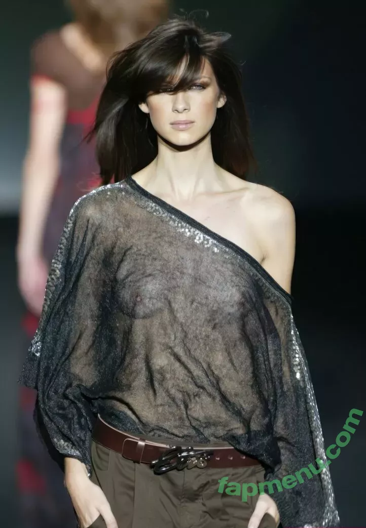 Caitriona Balfe nude photo #0062 (caitrionabalfe)