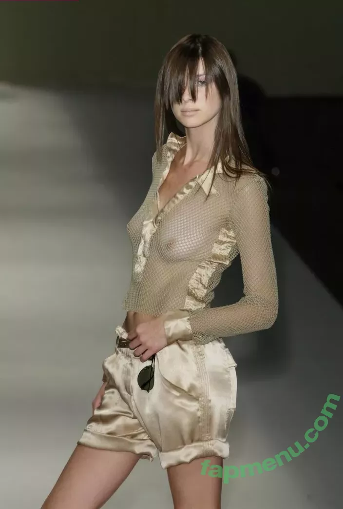 Caitriona Balfe nude photo #0074 (caitrionabalfe)