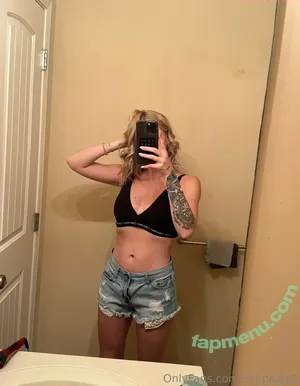 cal.paige2 / paige.cal nude photo #0022