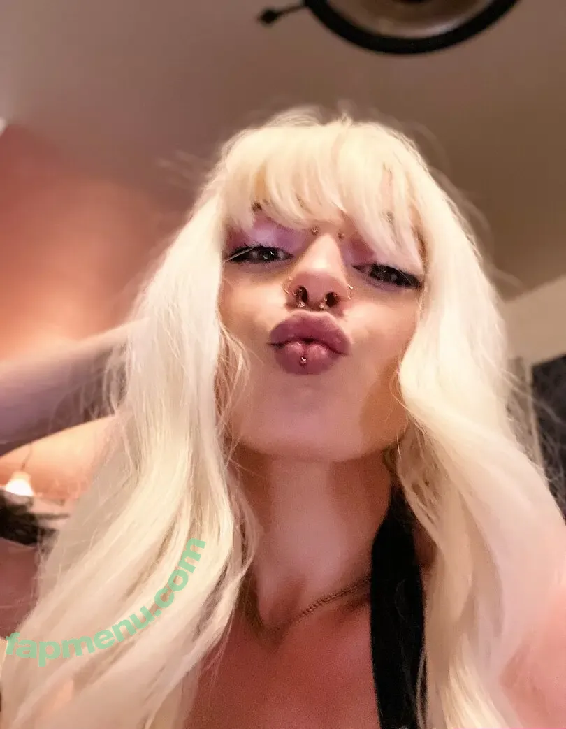 Calamityshere nude photo #0181 (Calamityshere)