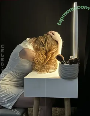 Calbits / cali.xoxo nude photo #0059