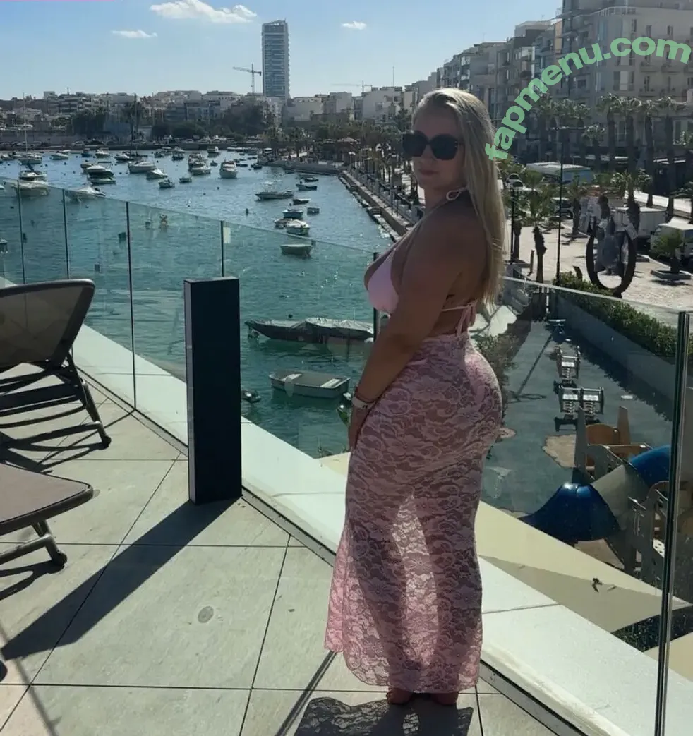 Caleyhutchisonx nude photo #0036 (Caleyhutchisonx)