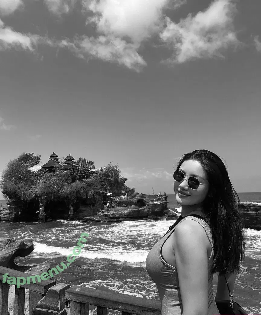 california.erin nude photo #0052 (caringerin / erinlinnnnn)