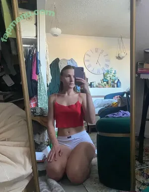 californiagirlrose / california.rosee nude photo #0121
