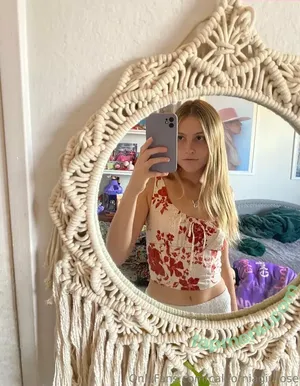 californiagirlrose / california.rosee nude photo #0163