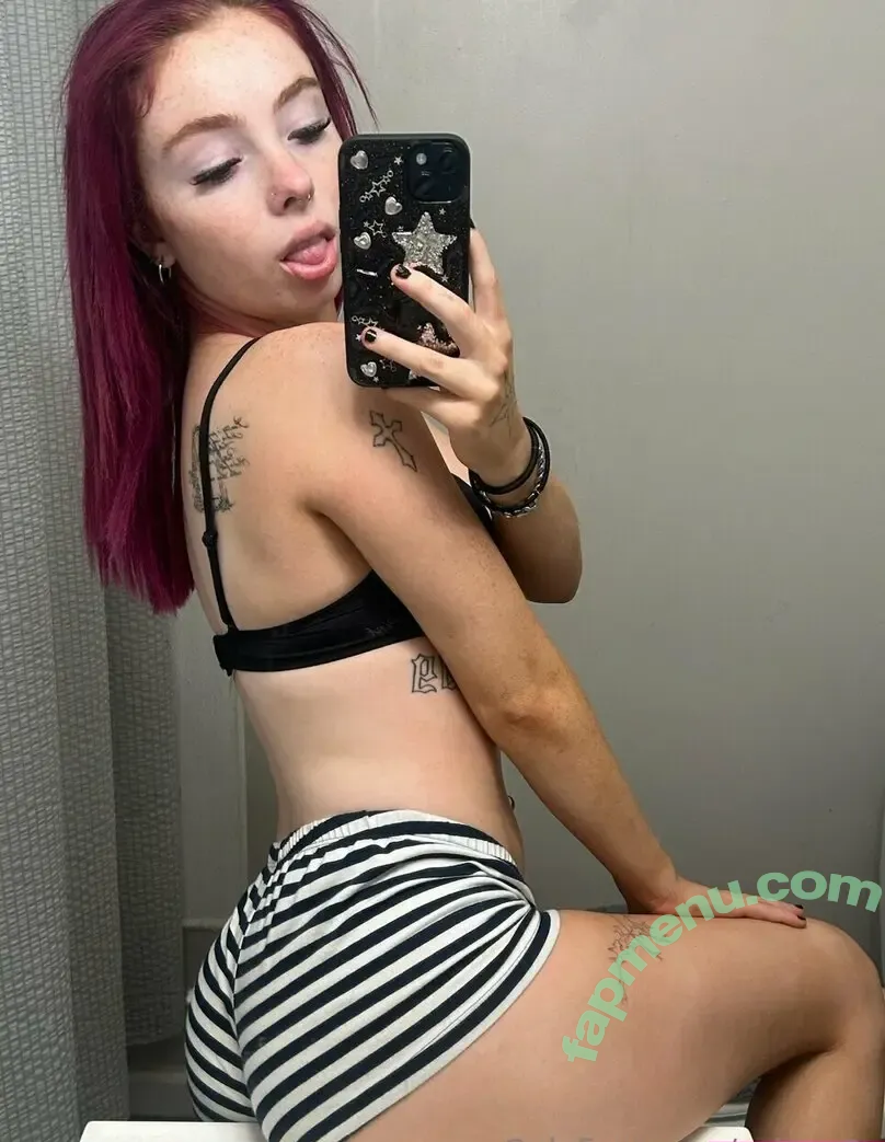 calilov3r nude photo #0027 (caliv3r)
