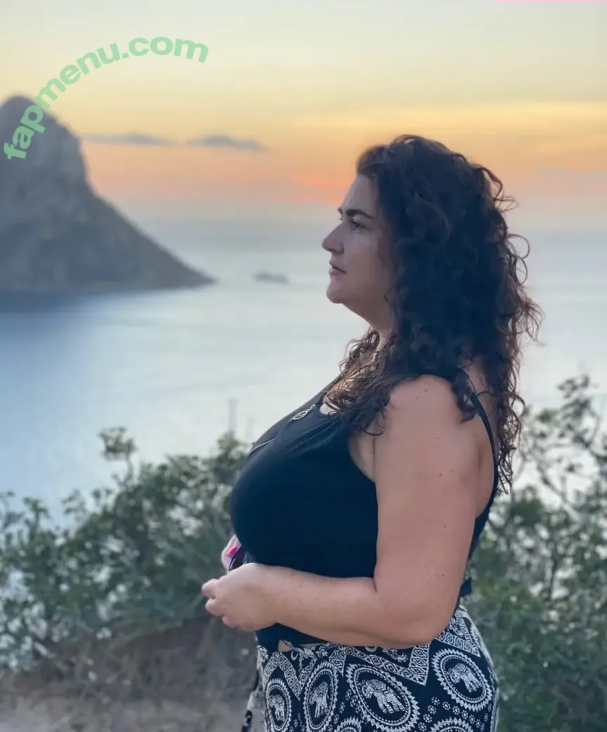 Caliope nude photo #0250 (a_greek_girl_in_mallorca / caliopemodel)