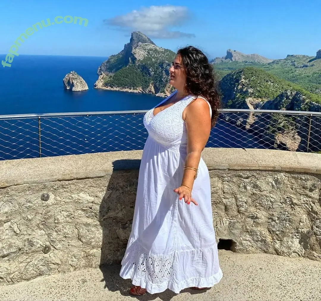 Caliope nude photo #0277 (a_greek_girl_in_mallorca / caliopemodel)