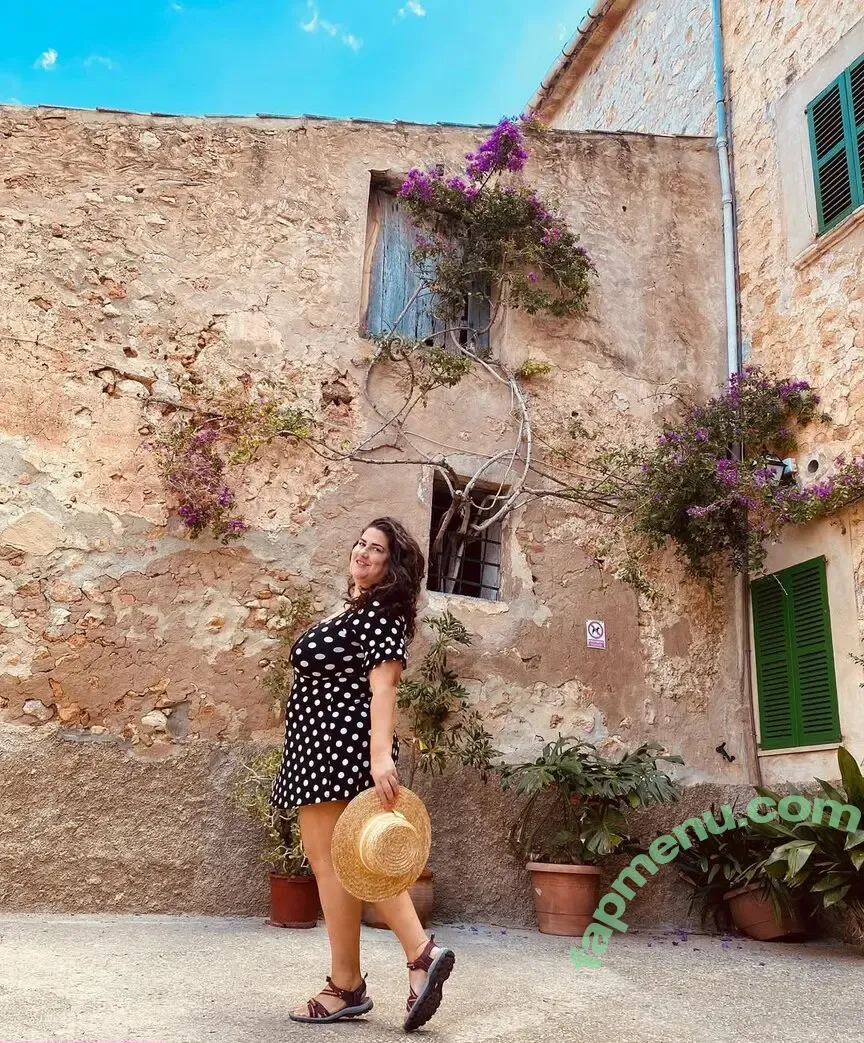 Caliope nude photo #0284 (a_greek_girl_in_mallorca / caliopemodel)