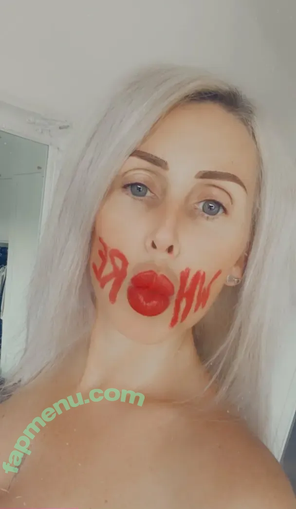 calipop nude photo #0004 (thecalipop)