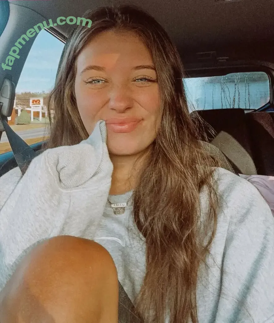 Callie Konopka nude photo #0017 (calliekonopka / mama.cals / naughtyyinlace)