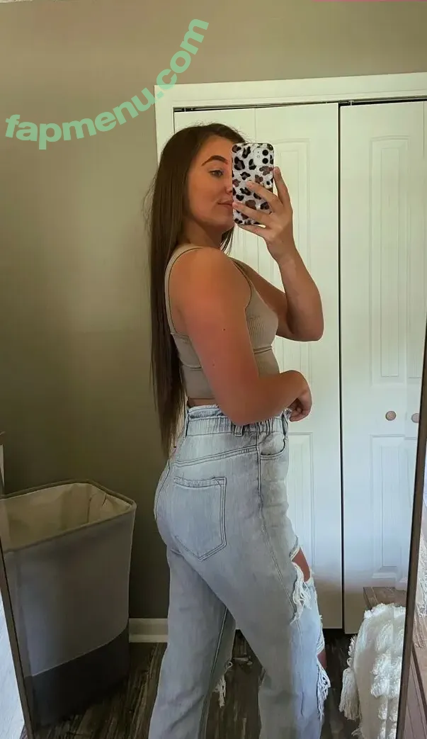 Callie Konopka nude photo #0020 (calliekonopka / mama.cals / naughtyyinlace)