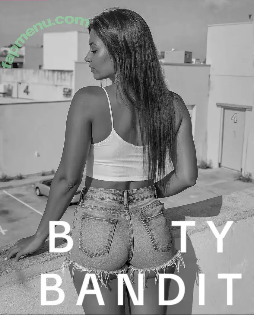 Callie Konopka nude photo #0034 (calliekonopka / mama.cals / naughtyyinlace)