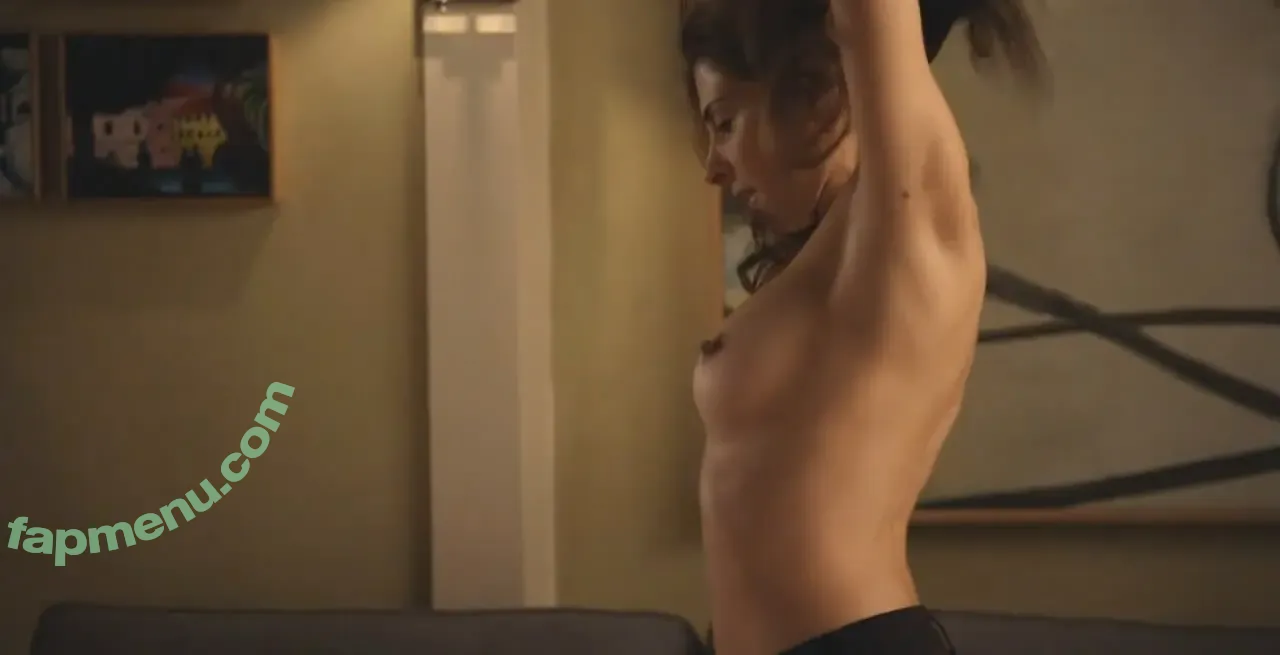 Callie Thorne nude photo #0019 (calliopethorne)