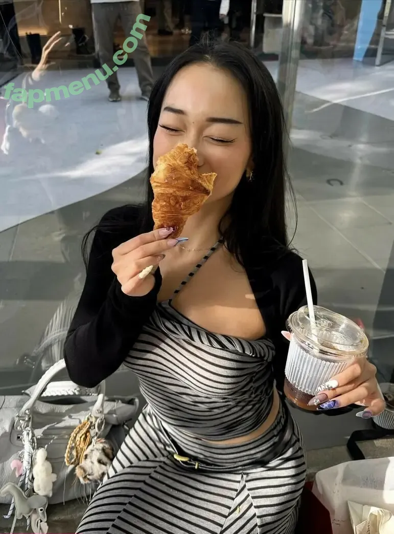 Callina Liang nude photo #0050 (callina.liang)