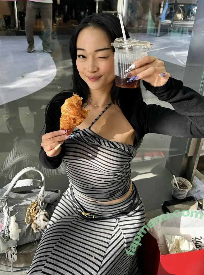 Callina Liang nude photo #0052 (callina.liang)