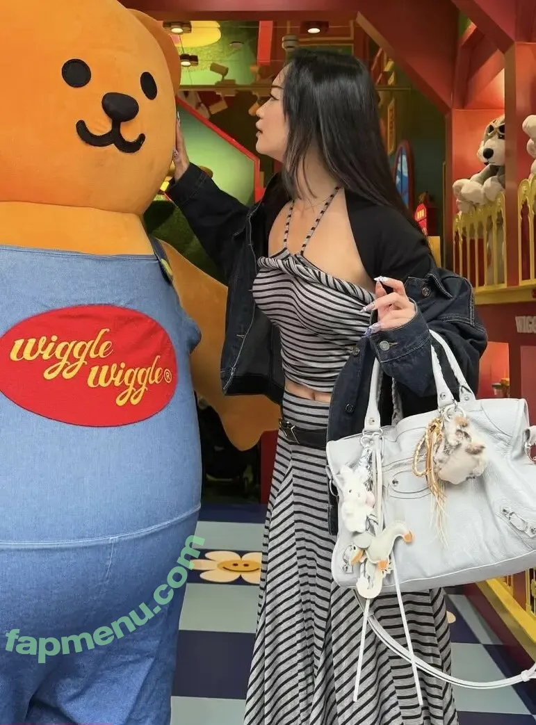 Callina Liang nude photo #0054 (callina.liang)