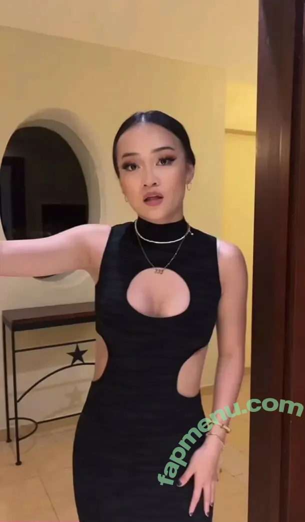 Callina Liang nude photo #0110 (callina.liang)