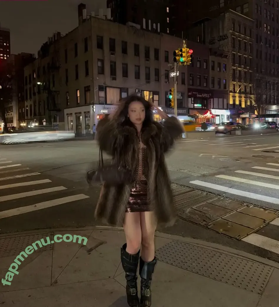 Callina Liang nude photo #0121 (callina.liang)