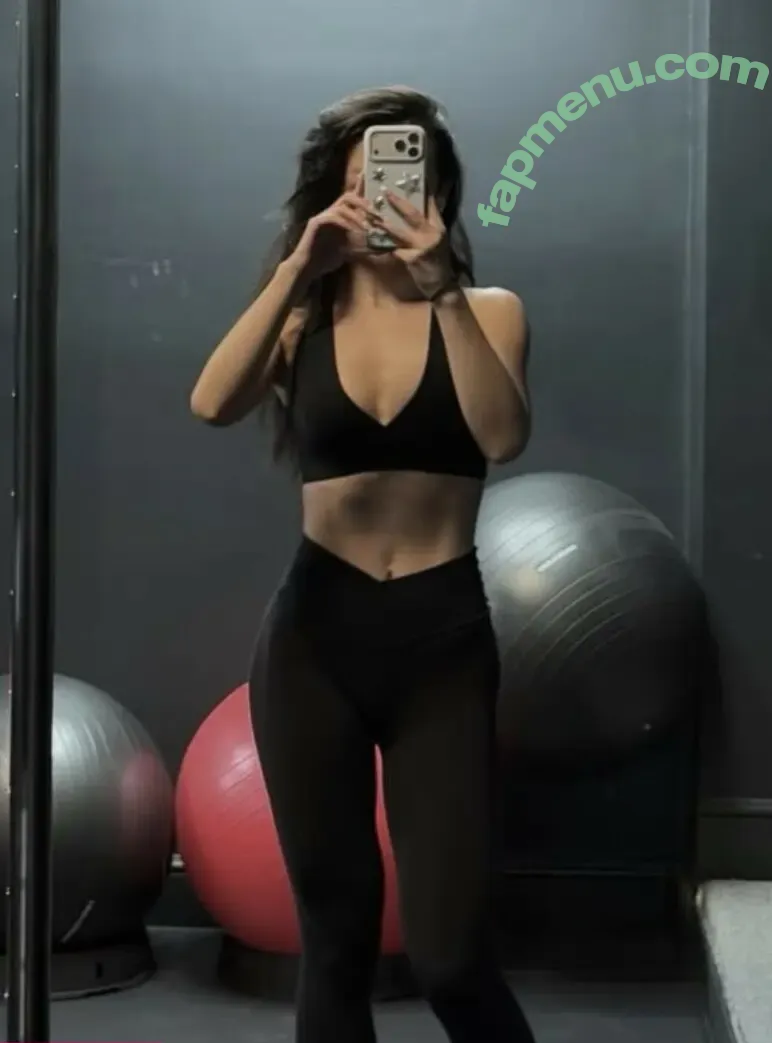 Callina Liang nude photo #0123 (callina.liang)