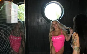 callme_k_melons / callme.k.melons nude photo #0109