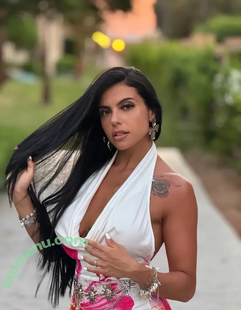 Callmegeorgette nude photo #0075 (giorgiadivittorio / im_georgettee_)