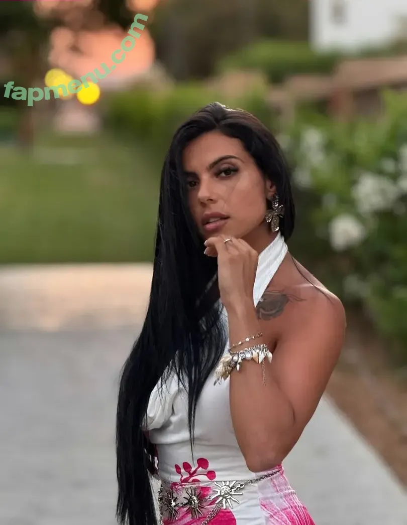 Callmegeorgette nude photo #0076 (giorgiadivittorio / im_georgettee_)