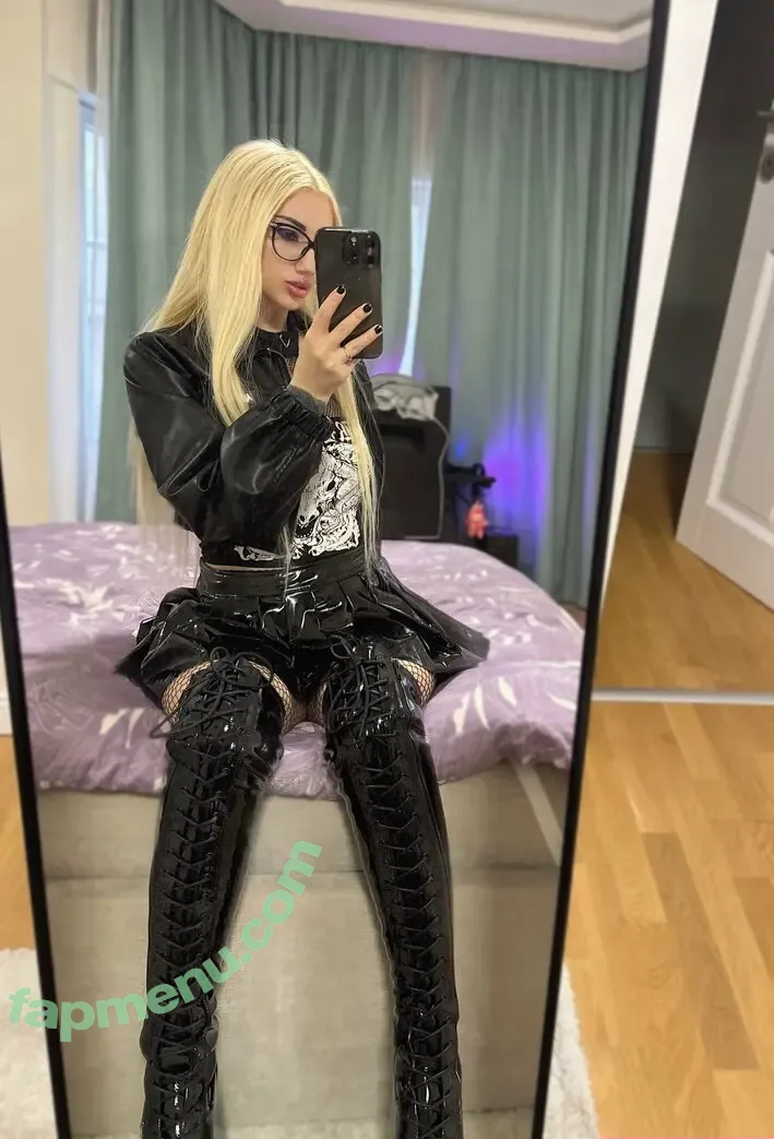 callmegoddesszara nude photo #0081 (callmegoddesszaraa)