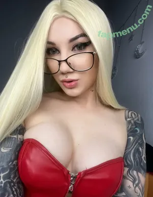 callmegoddesszara / callmegoddesszaraa nude photo #0019