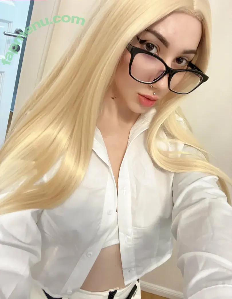 callmegoddesszara nude photo #0052 (callmegoddesszaraa)