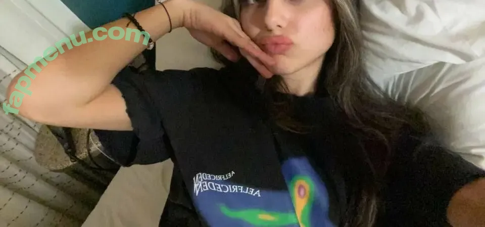 Callmekarima nude photo #0001 (callmekarizma)