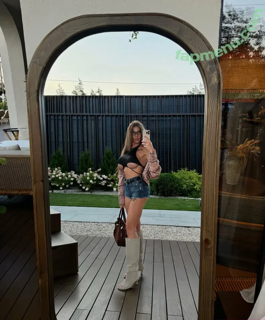 callmemargosha nude photo #0003 (queen.margosha)