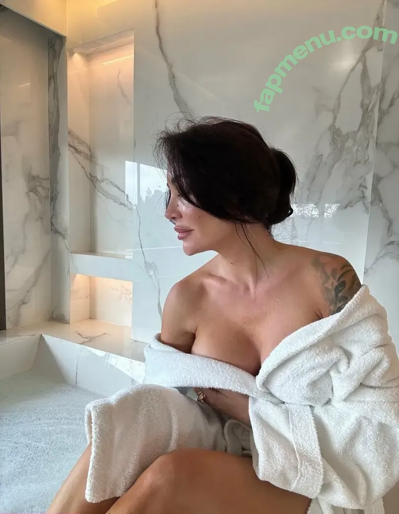 callysto_nymph nude photo #0106 (Celine)