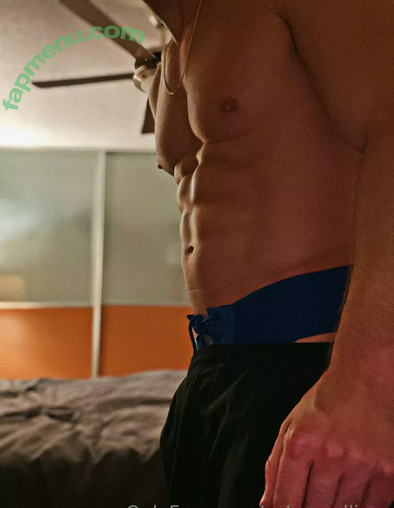 calumcollinsx nude photo #0007 (calumcollinsx)