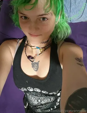  nude photo #0002
