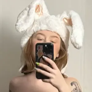 Camcossss / low-keydeadinside nude photo #0014