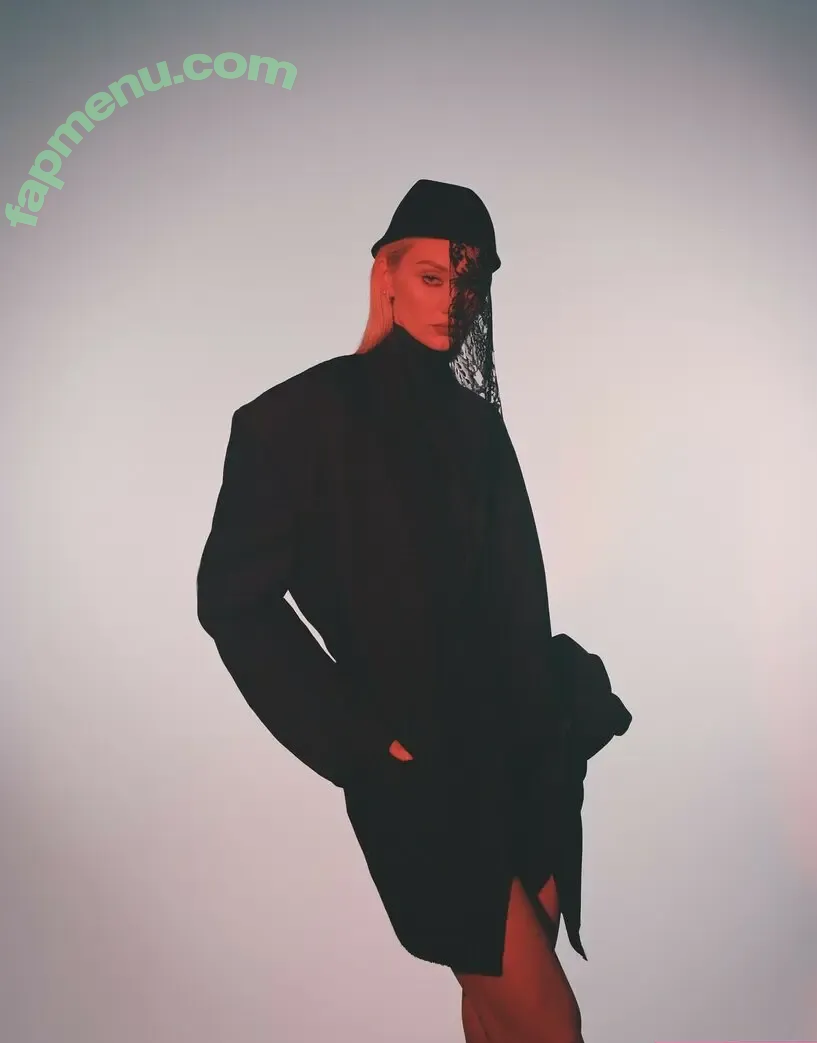 Cameron Brink nude photo #0358 (cameronbrink22)