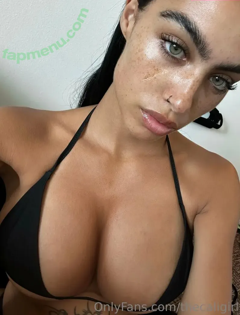 Cameron Smith nude photo #0023 (cameronnicolesmith / thecaligirl)