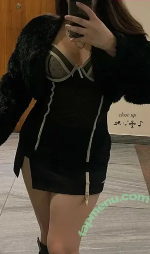  nude photo #0002