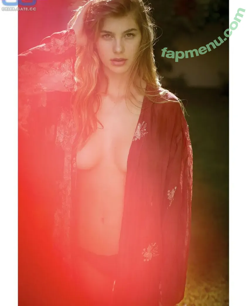 Camila nude photo #0016 (Camila)