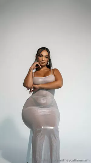Camila Bernal / caamibernaal nude photo #0185