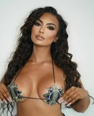 Camila Bernal / caamibernaal nude photo #0190